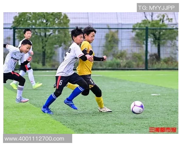 足球明星幼儿园:让孩子们在快乐中学习足球的魅力与团队精神 足球明星幼儿园:让孩子们在快乐中学习足球的魅力与团队精神