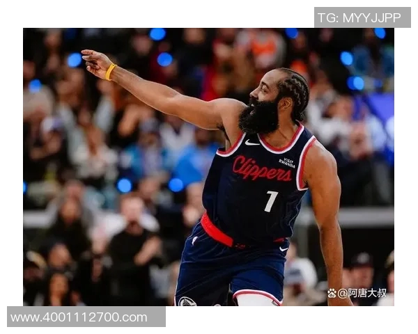 快船对阵黄蜂全场比赛录像回顾及精彩瞬间分析