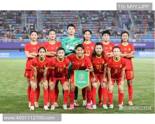 国足逆袭韩国再创辉煌瞬间展现团结拼搏精神的精彩时刻